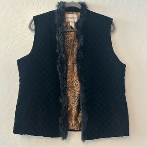 Chico's black quilted velvet paisley lined vest with rabbit fur size 2 large